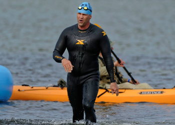 Keynote speaker Wes Schaeffer frogman grit 350