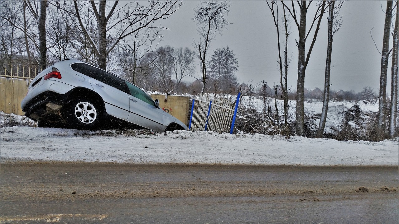 car-crash-fit-hits-shan-wes-schaeffer